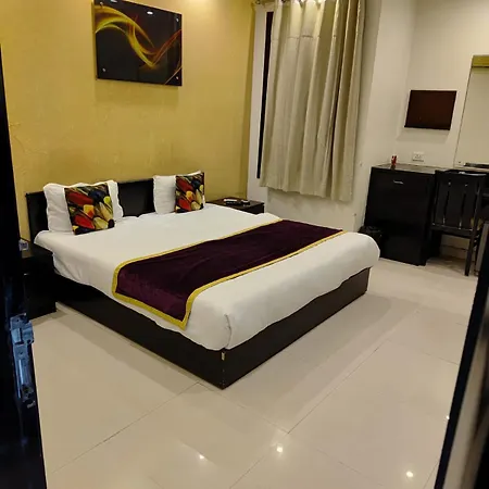 Hotel Swathi - Paschim Vihar